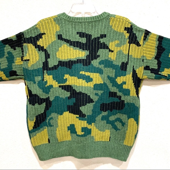 Plus Size Camo Sweater (NWT) - Picture 7 of 8